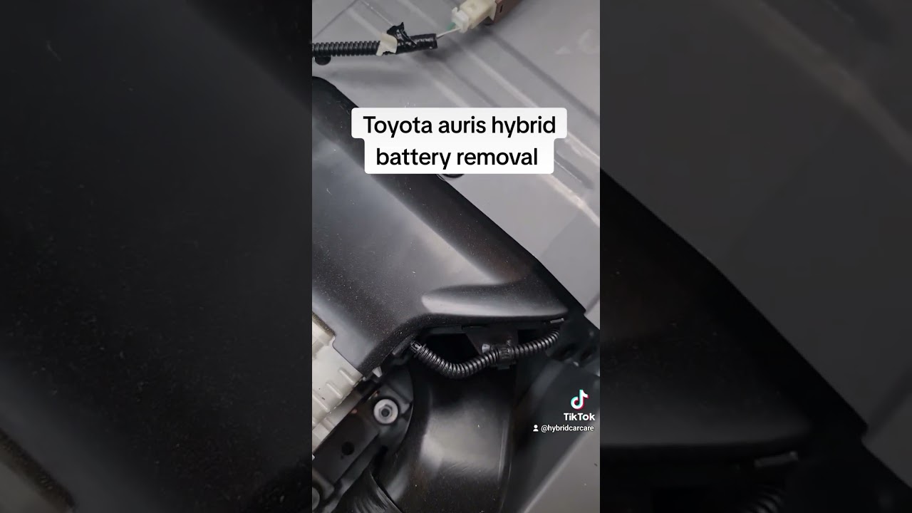 Toyota auris hybrid battery replacement 1