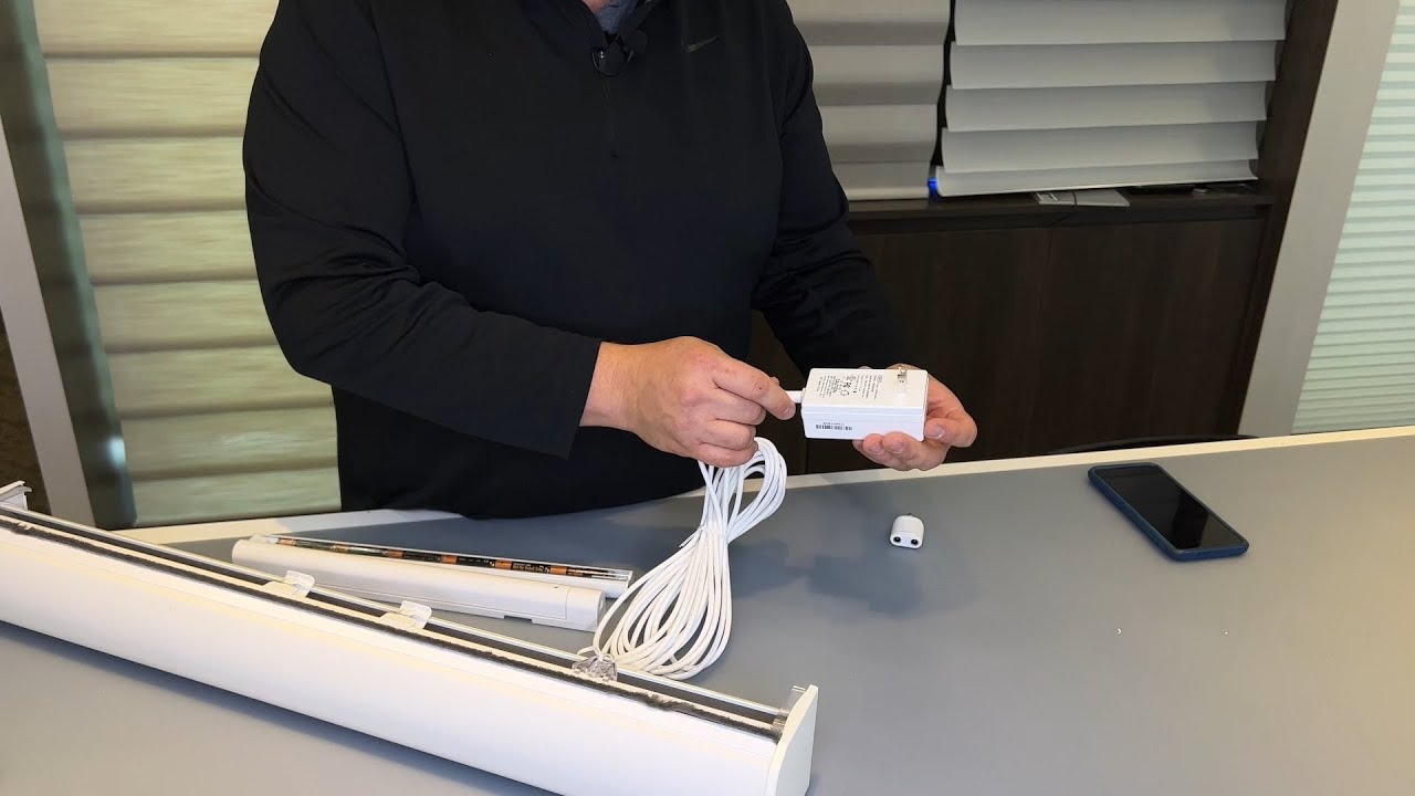 PowerView 3 DC Plug In vs. Battery Wand