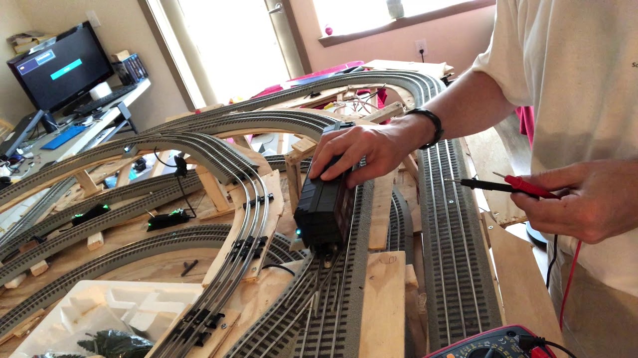 Troubleshooting Lionel Fastrack Remote switches with shorts
