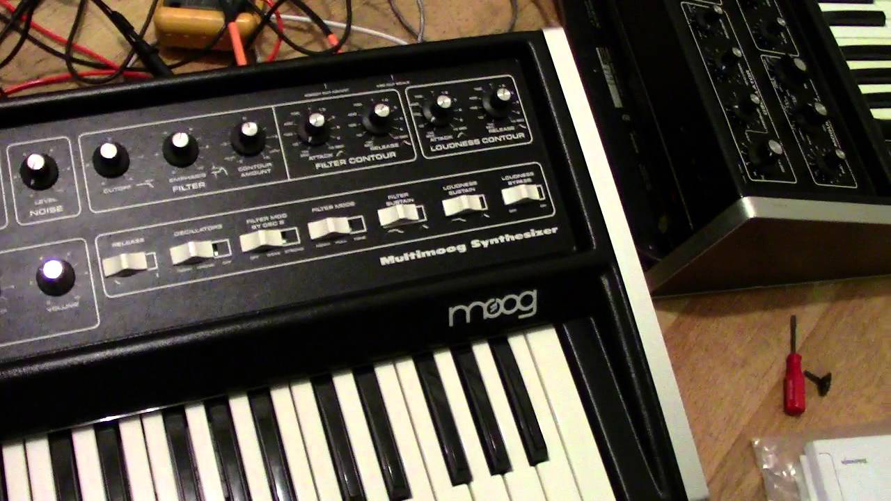 Micromoog/Multi Modulation Jack Part1 (By Synthpro))
