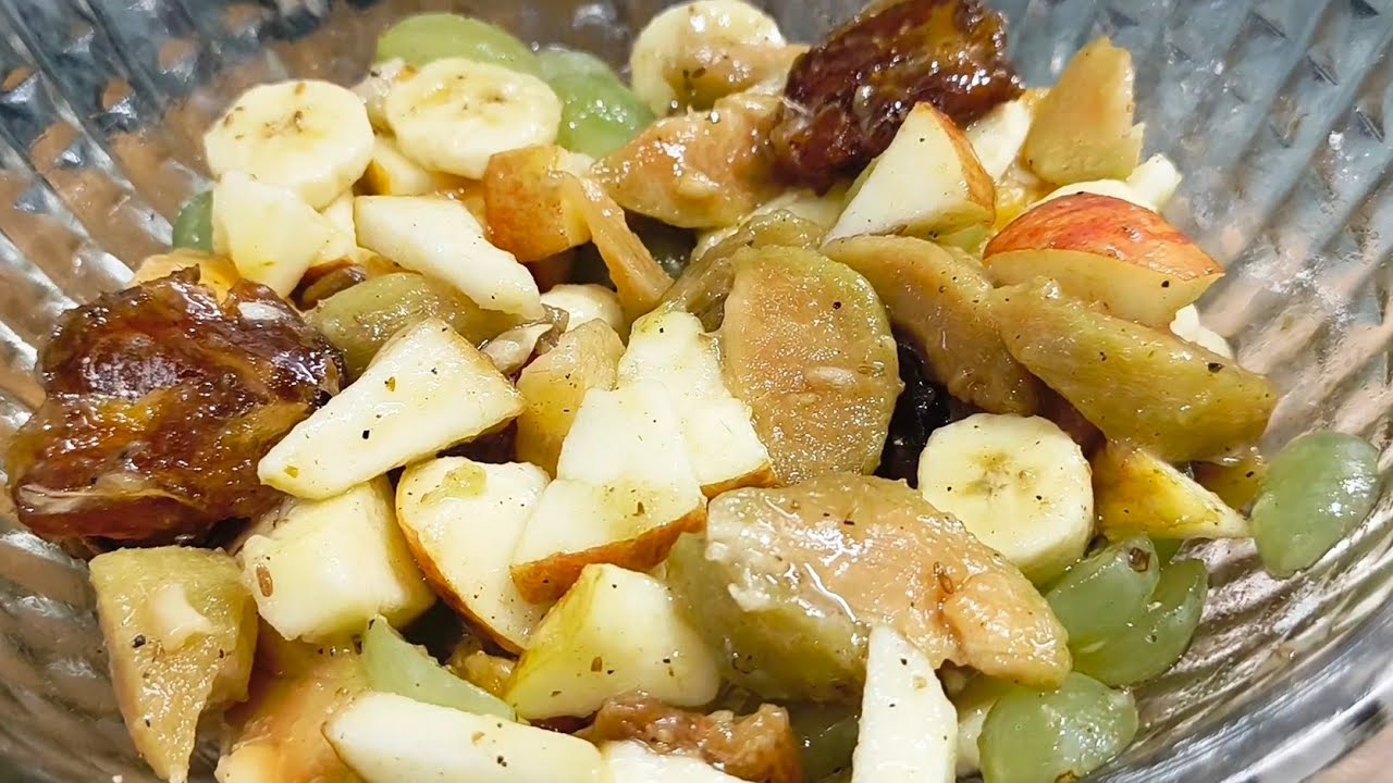 Fruits chat recipe 🍓🍒🍎🍅🍐🍌#nazhometastycooking #trending #viralvideo #shortsfeed 