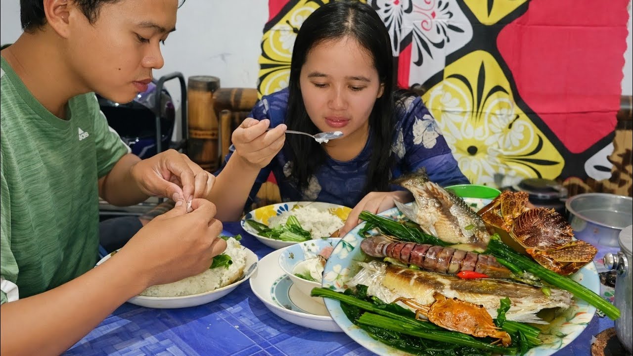 OVERLOAD SEAFOOD AND VEGETABLES 