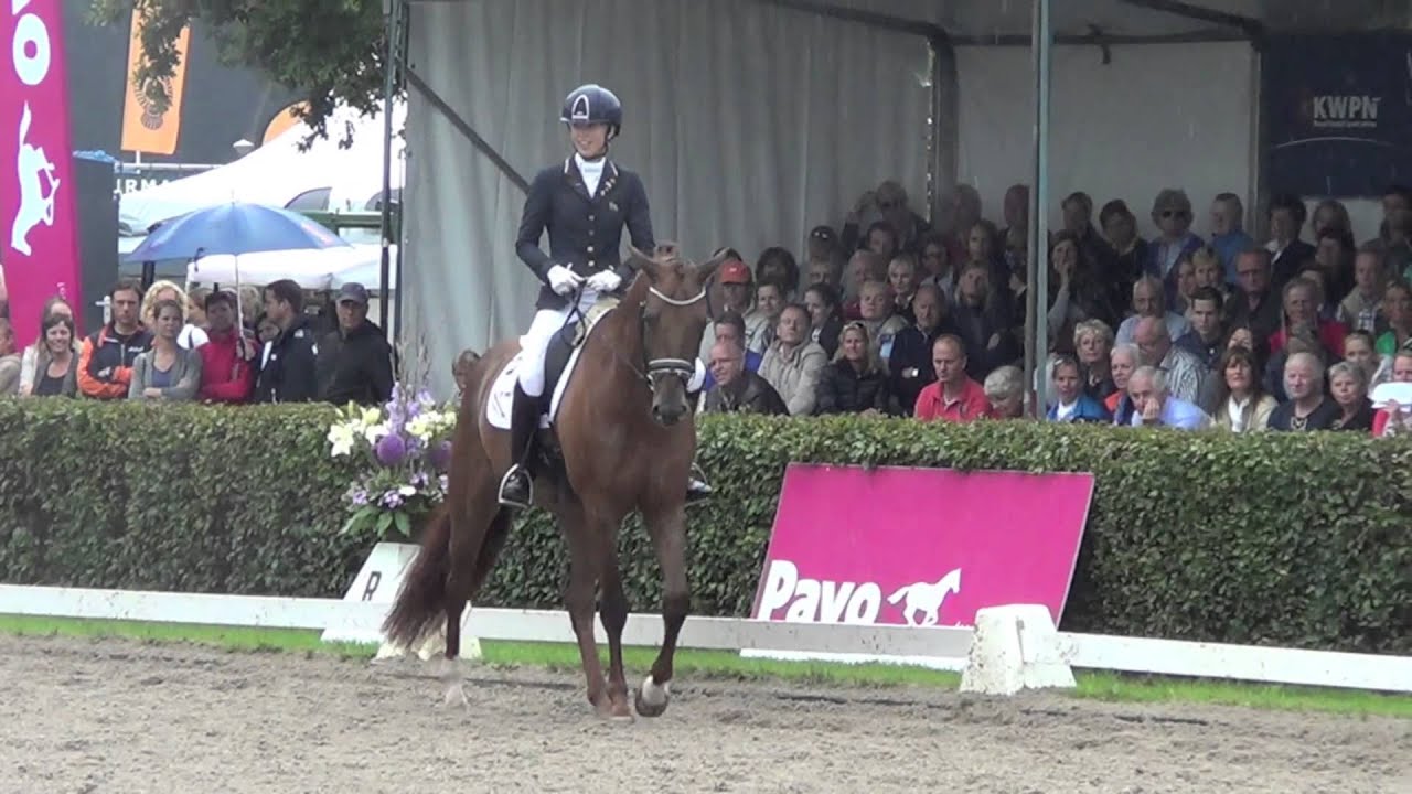 Kirsten Brouwer and Anna-Sophie Fiebelkorn on Dancer winner Pavocup 2013