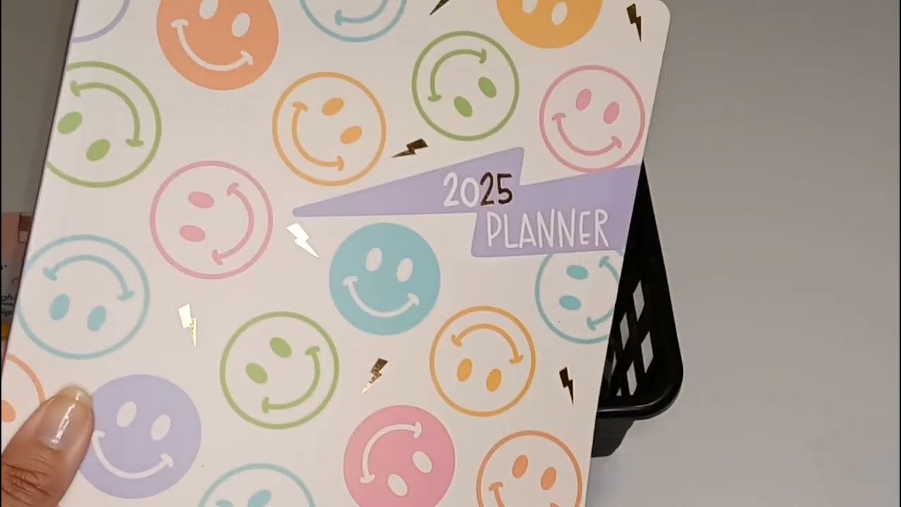 Gift Idea for the Journaler in your life-$20 or less-Dollar tree gift idea-Budget friendly gifts