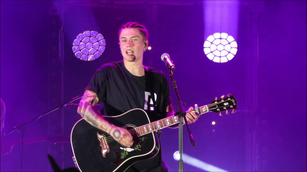 Benji e Fede - Tutta D'un Fiato - Reggio Emilia  #SiamoSoloNoiseSummerTour