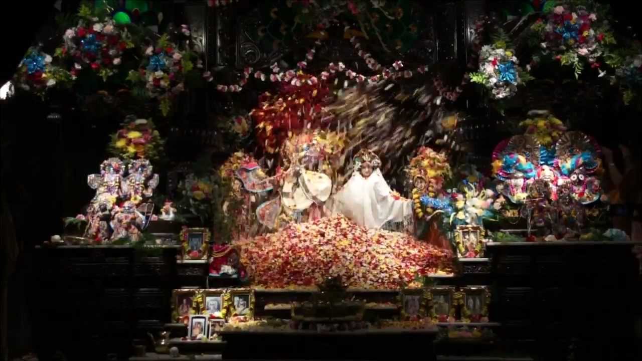 Flower Arati - Radhastami - Sri Sri Radha Kalachandji, Dallas, 2012