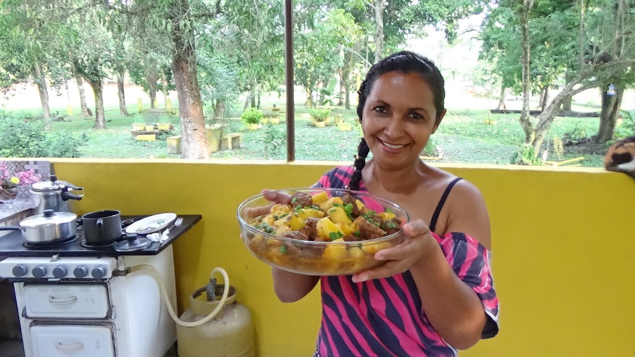 CARNE DE PANELA COM MANDIOCA AIPIM/ COMPARTILHANDO MINHA COMIDINHA SIMPLES