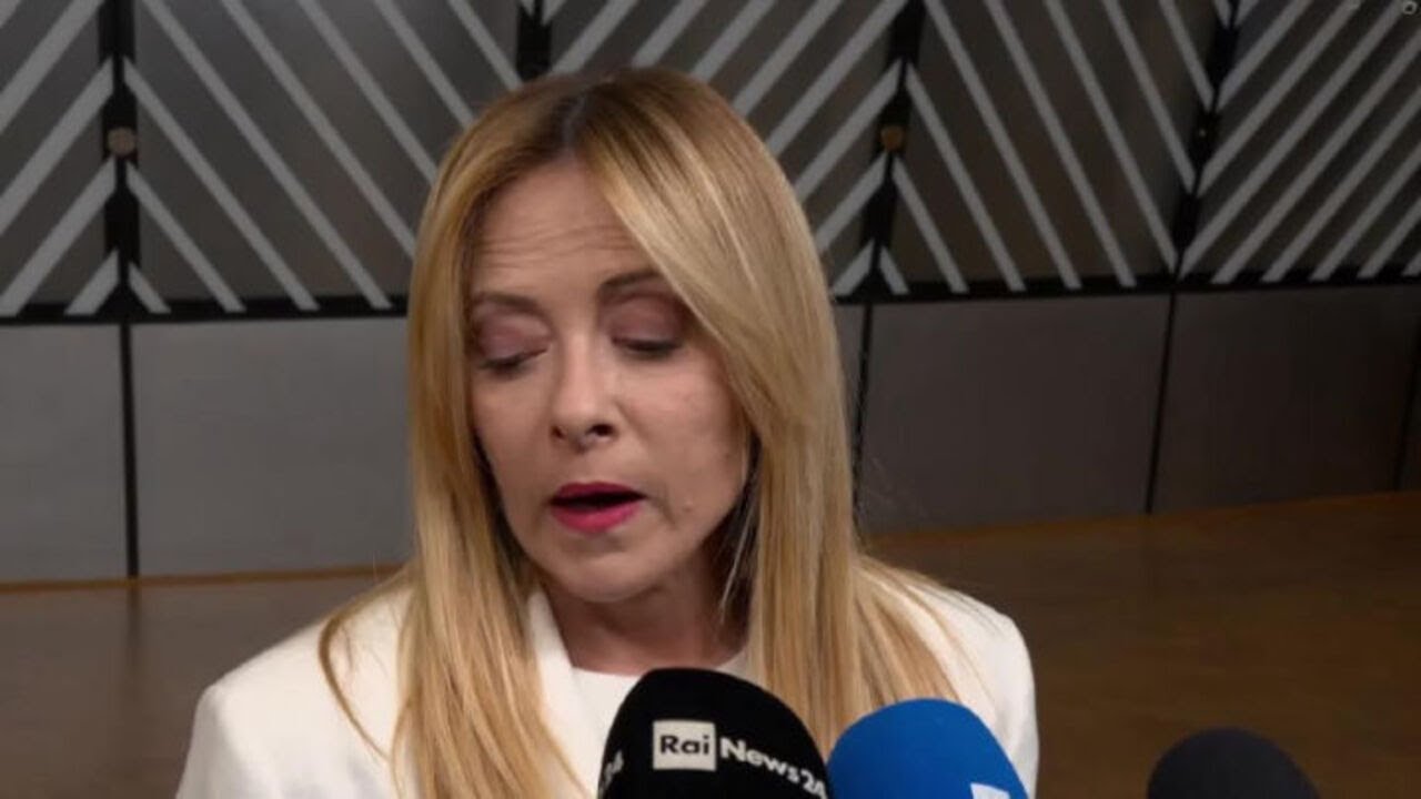 Meloni su blocco ungherese ad aiuti all'Ucraina: Situazione risolvibile, serve flessibilità