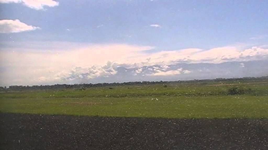Arrivée à l'aéroport de Bujumbura / © M.M. ©