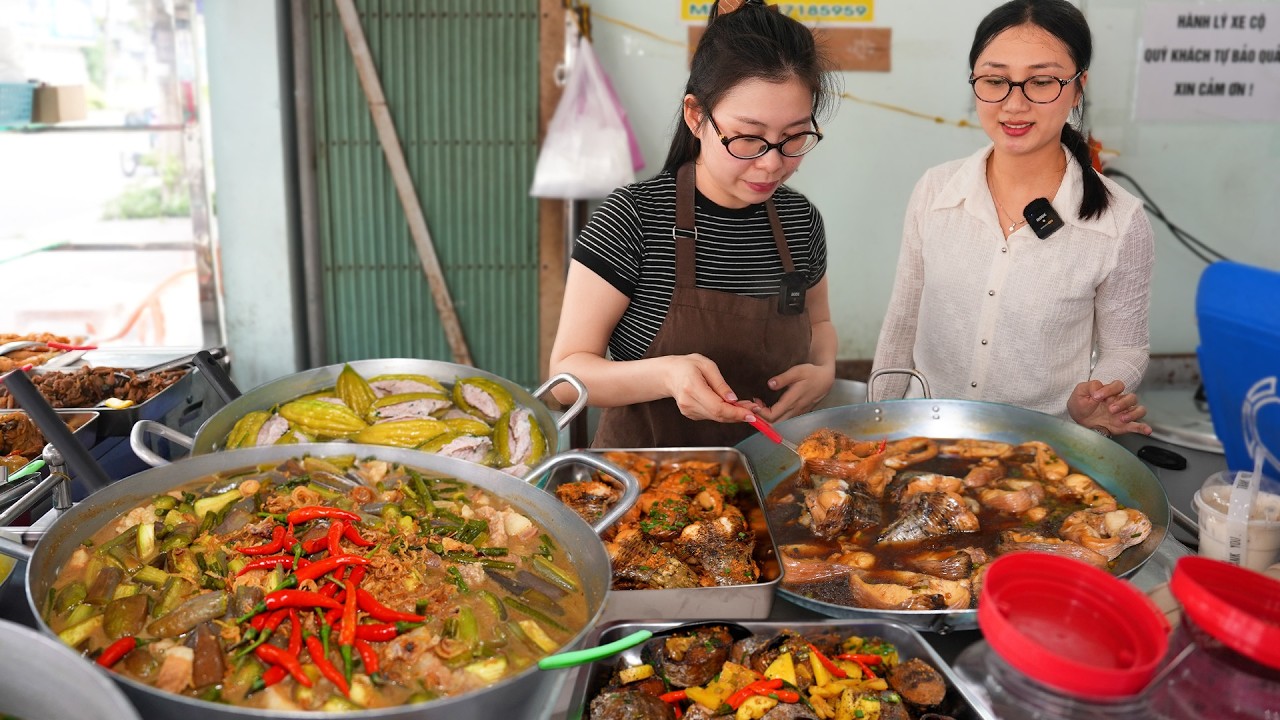 Ngon rẻ cơm cá kho chảo 30k “Con dâu làm mướn mẹ chồng” có cách nấu sạch sẽ, khách đông nườm nượp