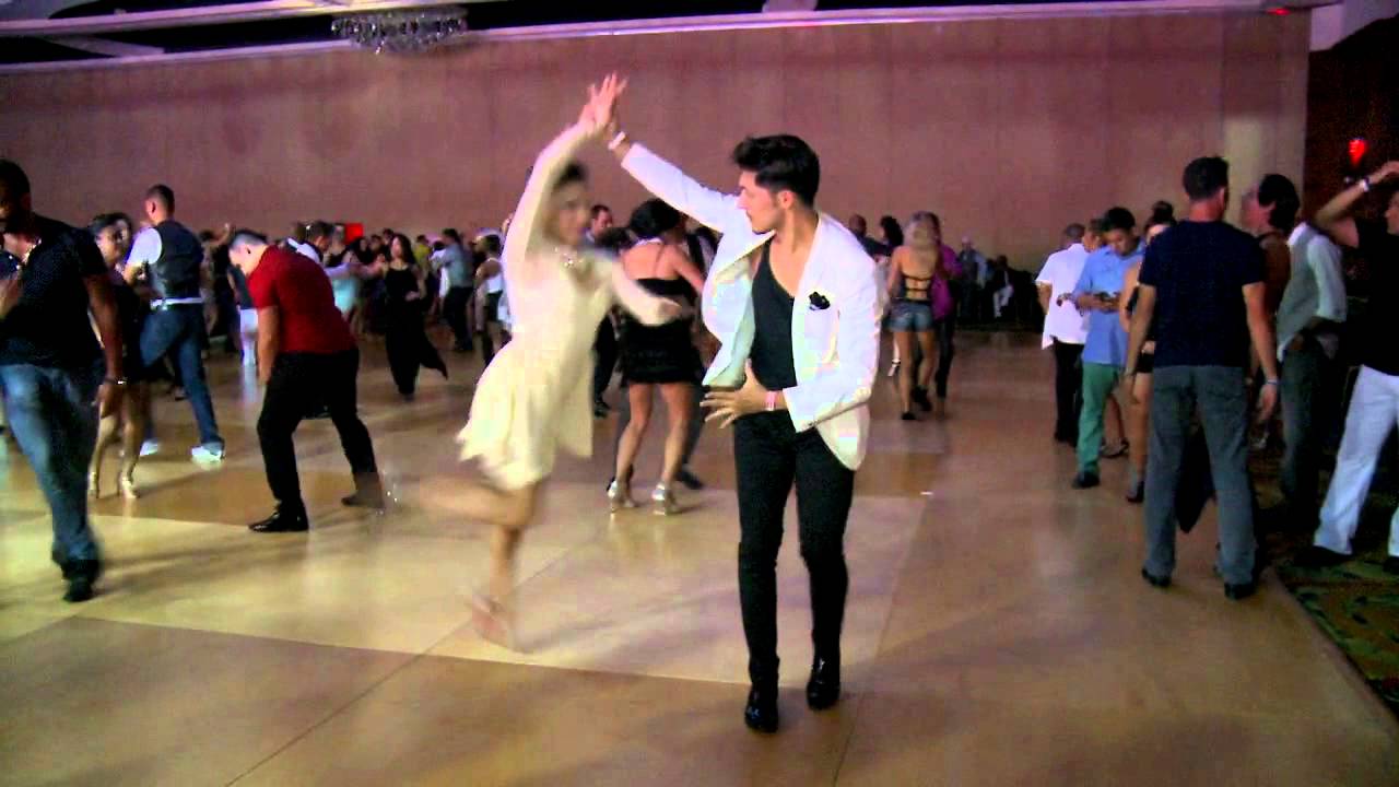 Nery Garcia & Liz Lira Social Dancing at Orlando Salsa Congress 2015