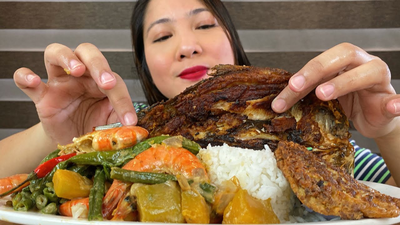 GINATAANG GULAY NA MAY HIPON AT PRITONG BANGUS