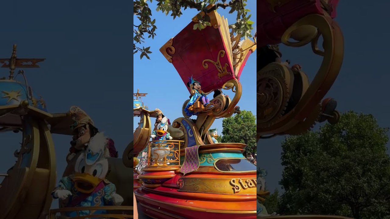 Disneyland Paris Parade 