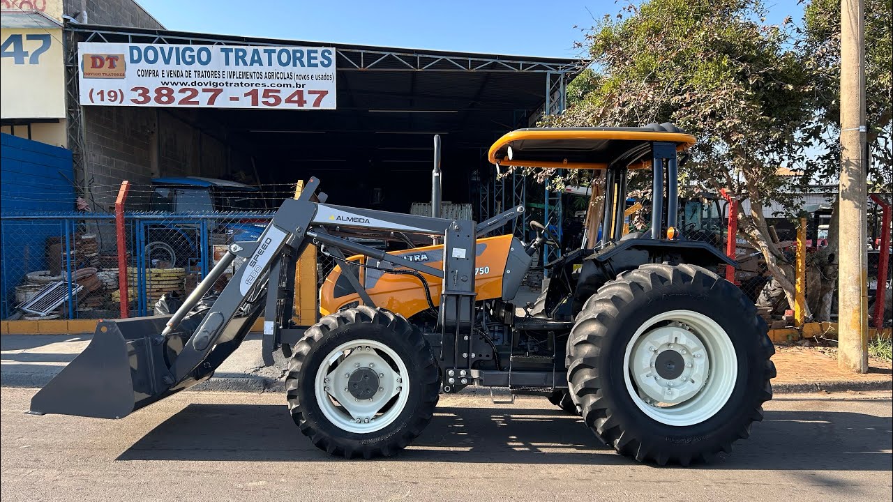 Trator Valtra A750 4x4 Ano 2013 com conjunto de concha dianteira Almeida nova! Vendido 