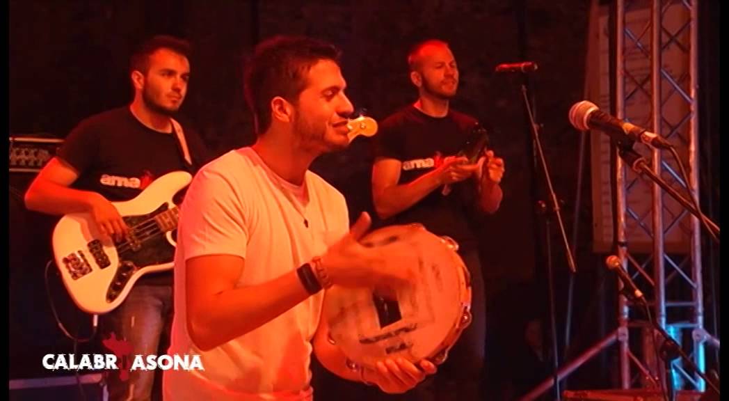 Amakorà - musica popolare calabrese - marasco comunicazione - TARANTELLA D'ACRI 2014
