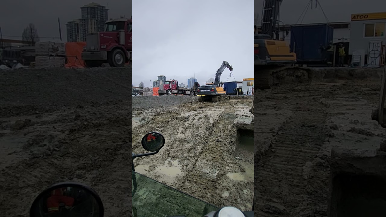 2 hyundai excavator starting a new deep excavation site...