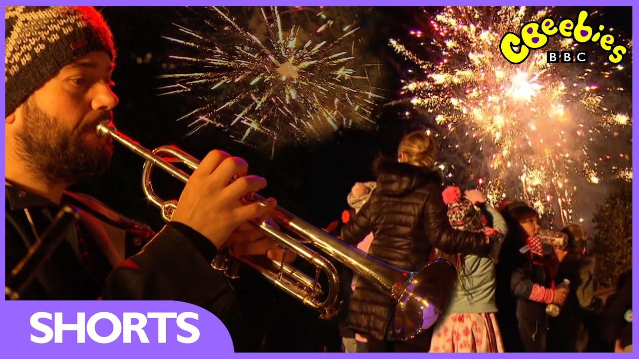 Fireworks spectacular with The Let’s Go Club | CBeebies