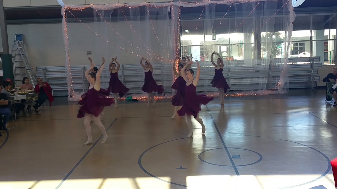 Torn - Contemporary Dance (Music by Nathan Lanier, Choreography by Katia Garza)