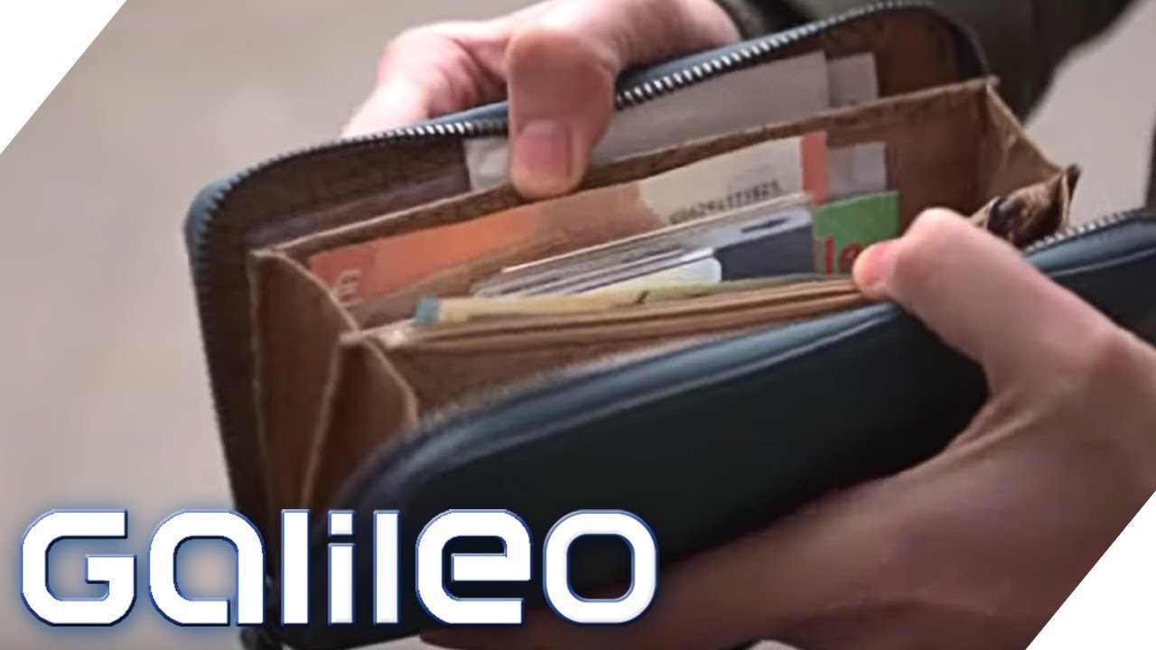 Bargeld: Brauchen wir die Scheine noch? | Galileo | ProSieben