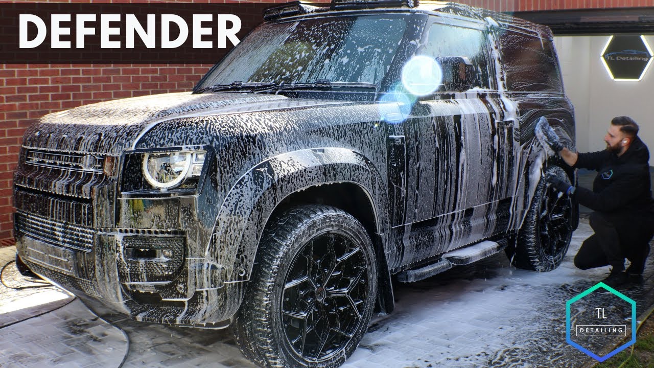 Dirty Urban Defender - Exterior detail and coating