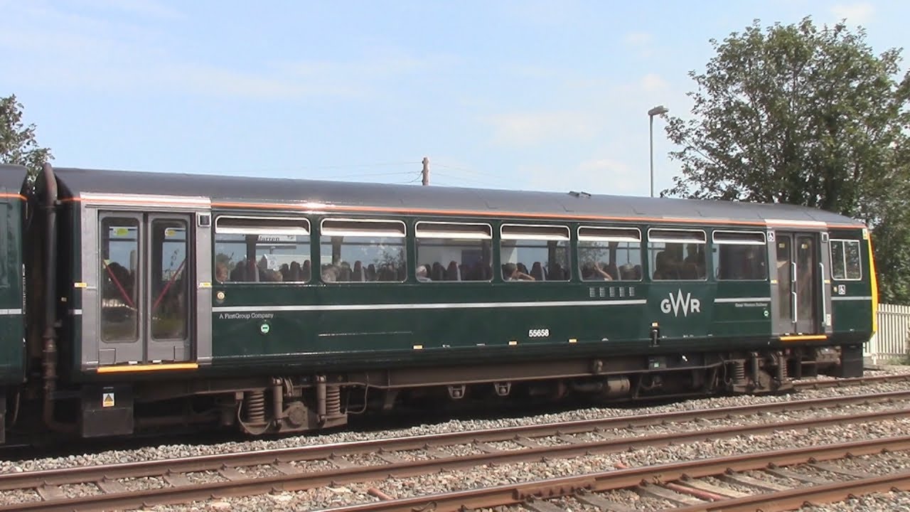 Class 143 Pacer in GWR green livery - a good look