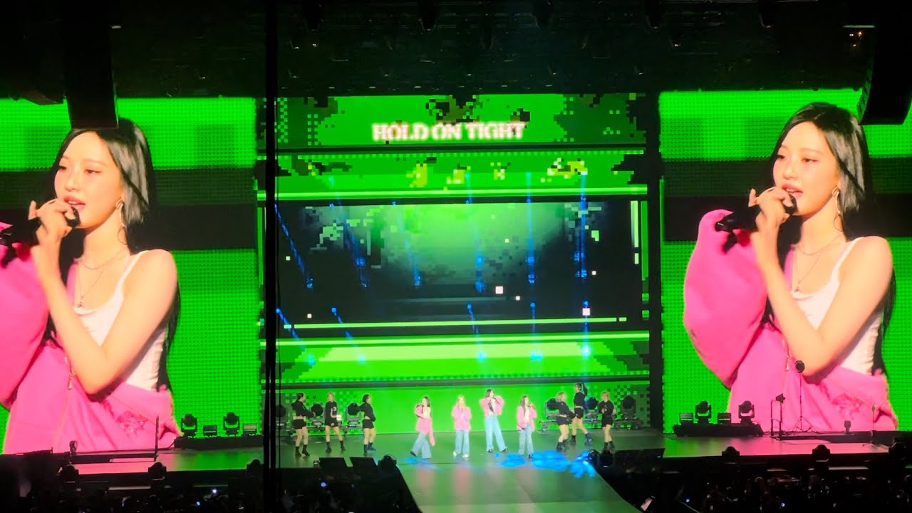 aespa (에스파) ‘Hold on Tight’ - LIVE TOUR | Synk: Parallel Line (Oakland Coliseum)