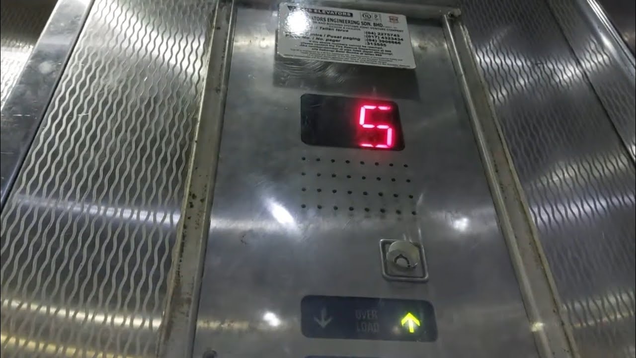 (Lift 1-2) 2 Toshiba Elevators at Prangin Mall, Georgetown, Penang, Malaysia 
