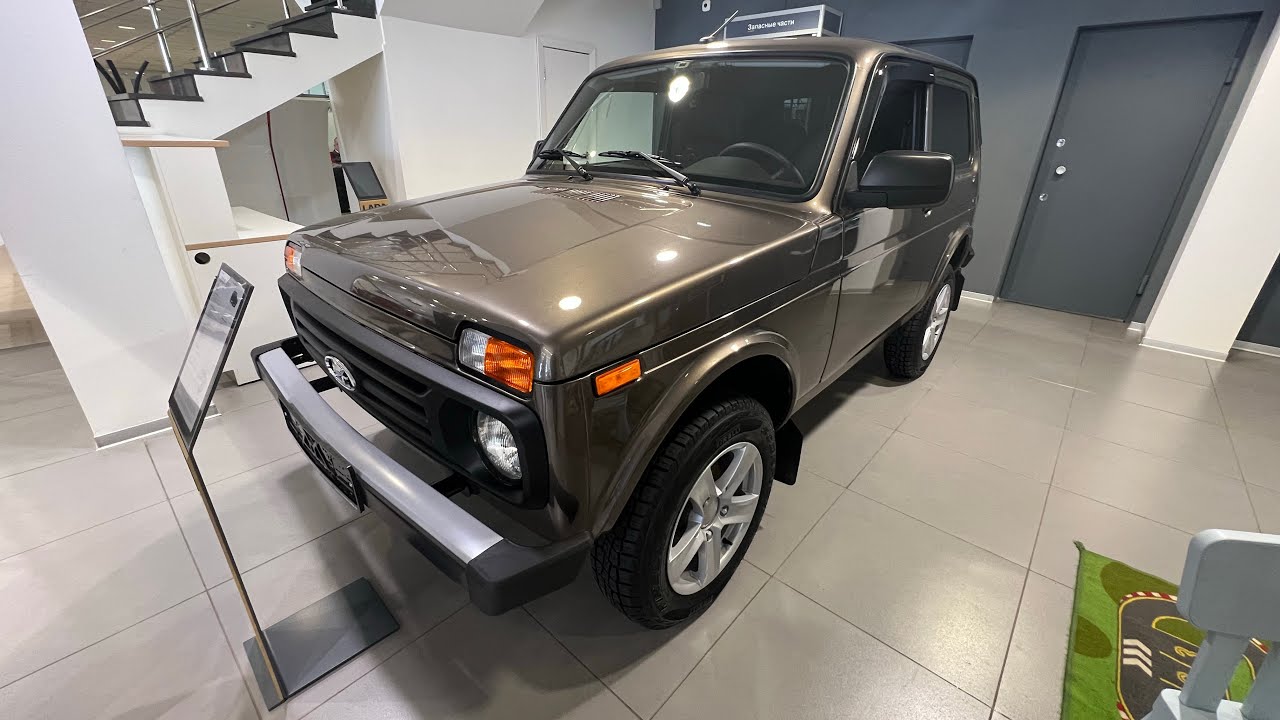 Владелец Сузуки Джимни сел в Лада Нива 4*4 ценой 950000 Рублей.