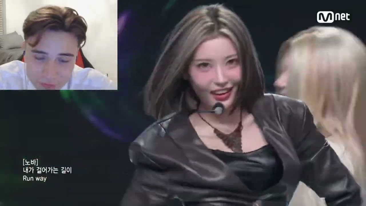 Reacting To XIN'S DAZZLE FLASH Live Performance
