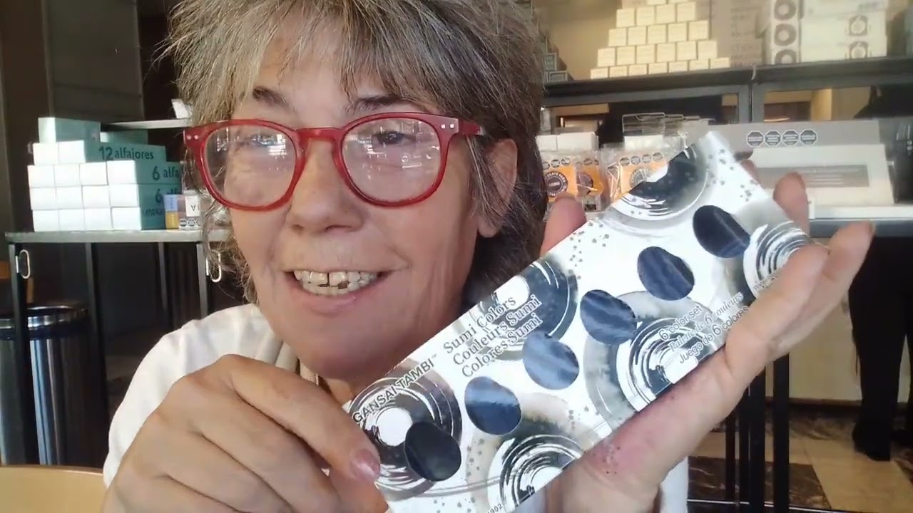 ¿Conoces la nueva paleta de acuarelas GANSAI TAMBI COLORES SUMI de Kuretake?