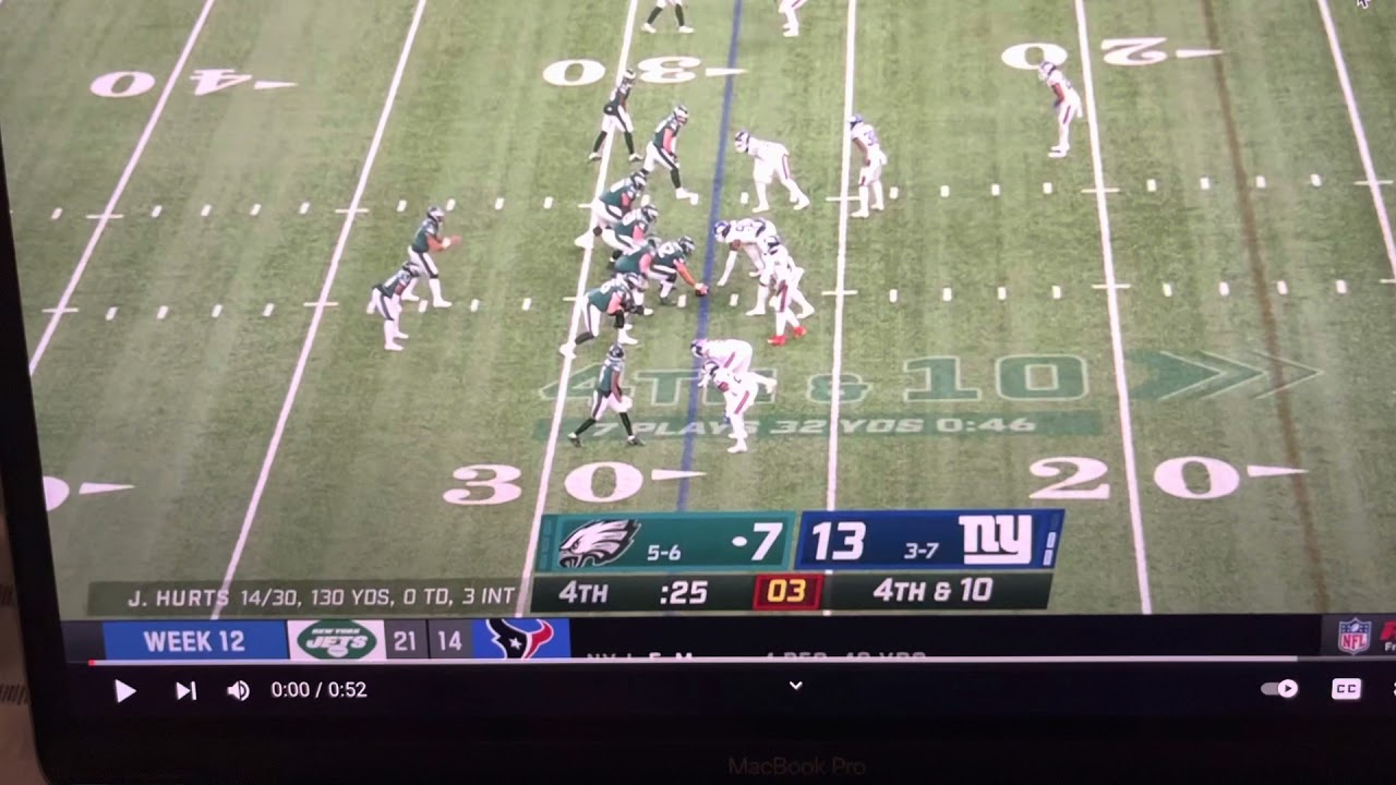 JALEN HURTS MISSES WIDE OPEN DEVONTA SMITH VS GIANTS!