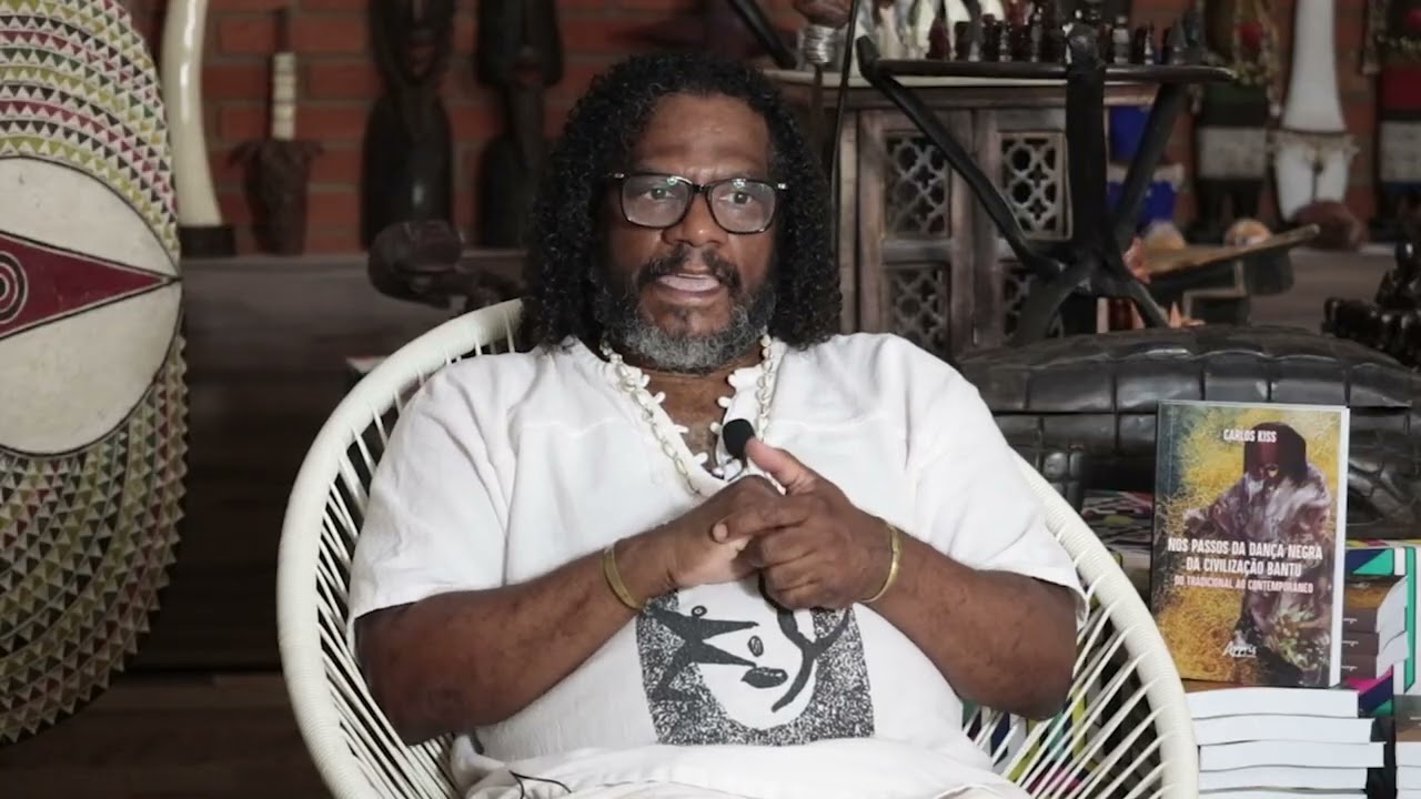 @entreessaseoutras no lançamento de um livro de Carlos Kiss