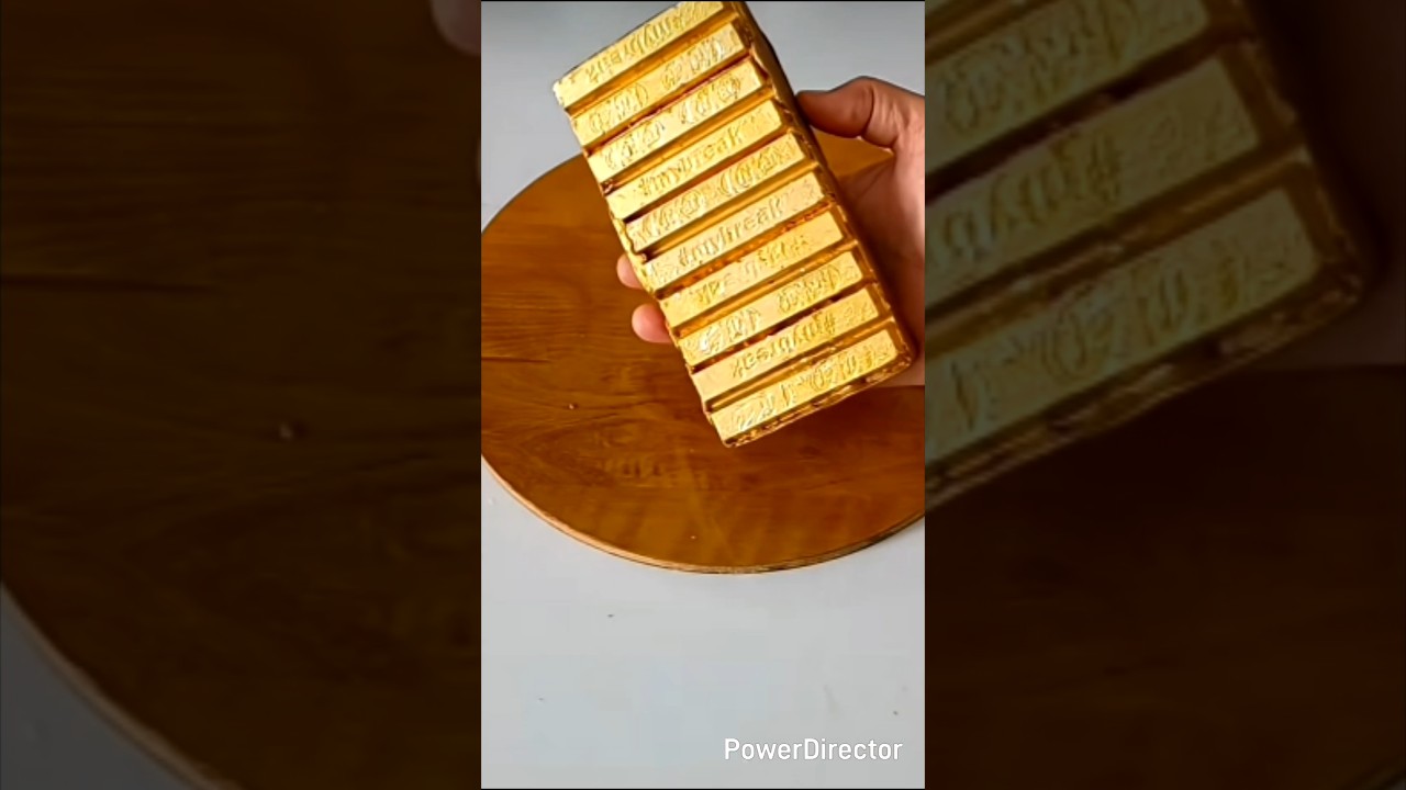 Mom made GOLD Kitkat kunafa bar for me #shortfeed #shortviral #chocolate #trending #youtubeshorts