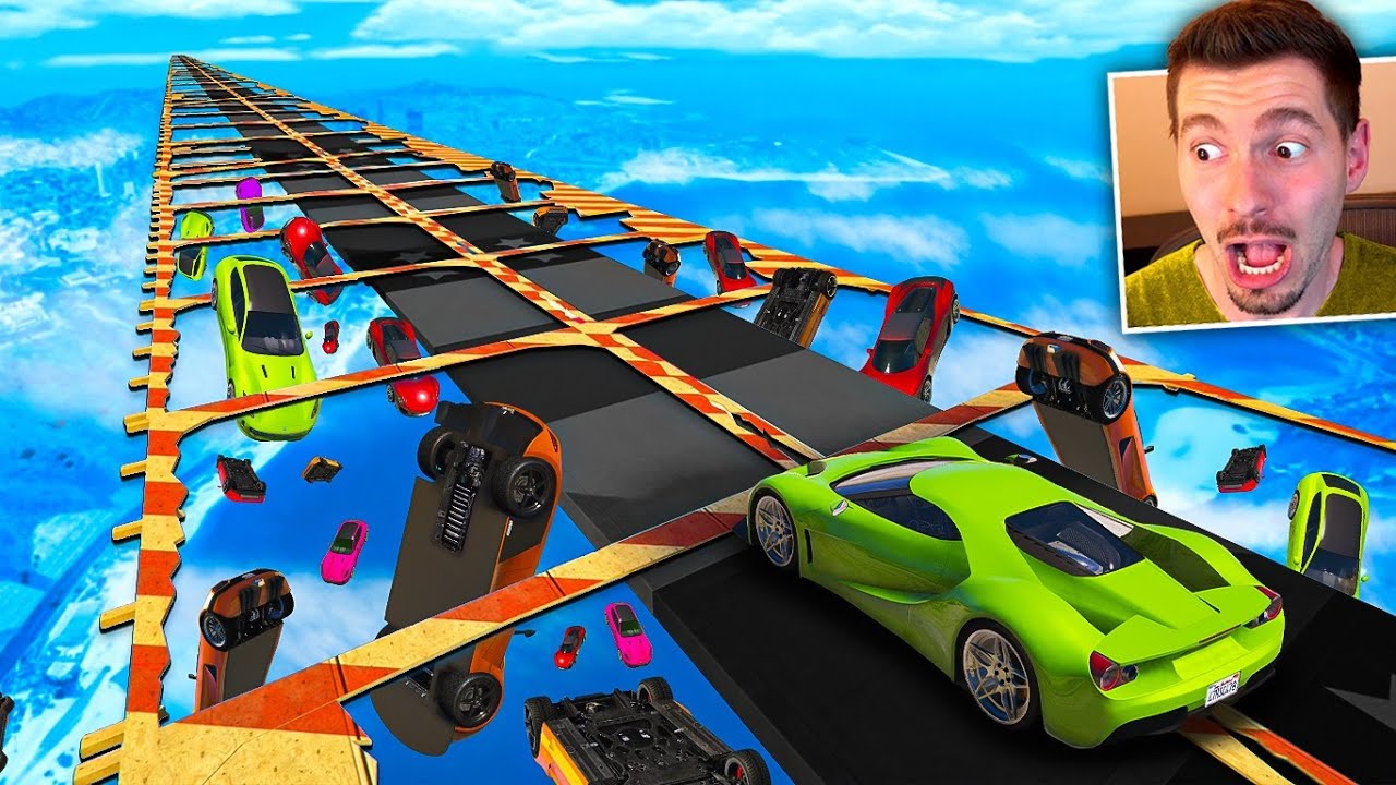 VAI E VOLTA caindo em BURACOS NA PISTA! (corrida gigante)