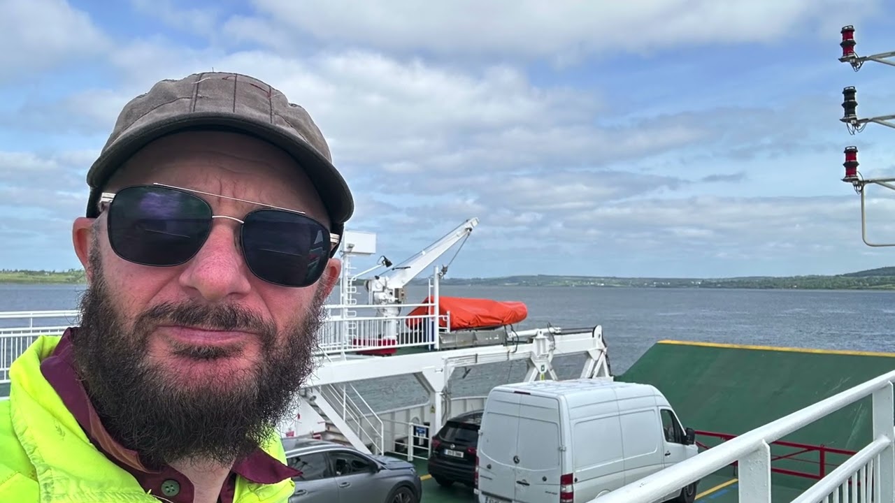 Cycling Banna Stand to Kilrush via the Tarbet ferry - day 32 of bikepacking Irelands coast
