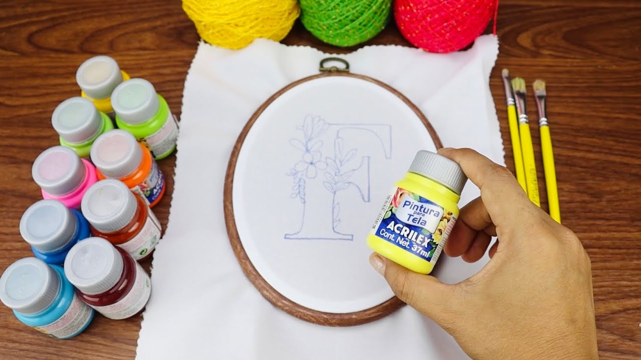 BORDADO A MANO Y PINTURA TEXTIL LETRA F PRINCIPIANTES | HAND EMBROIDERY AND TEXTILE PAINTING