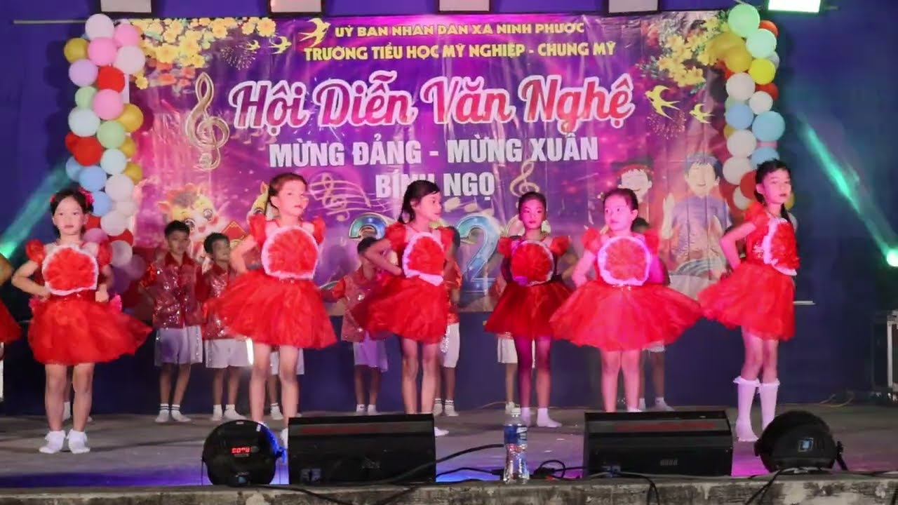 Hội Diễn Văn Nghệ 🎇Trường Tiểu Học Mỹ Nghiệp Chung Mỹ   🍂Múa Quạt_ Các Em Tiểu Học 🖥️Video Kỷ Niệm 