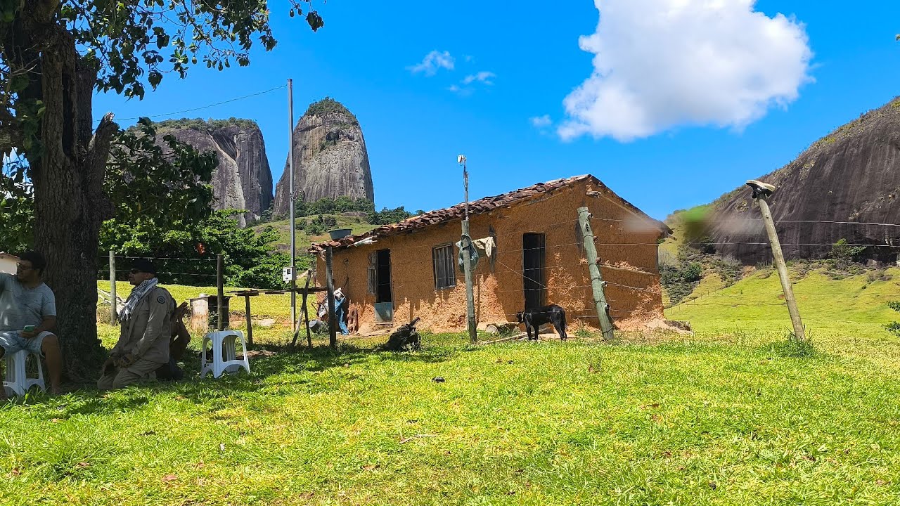 ELES MORAM NESSE PARA&Iacute;SO MINEIRO 