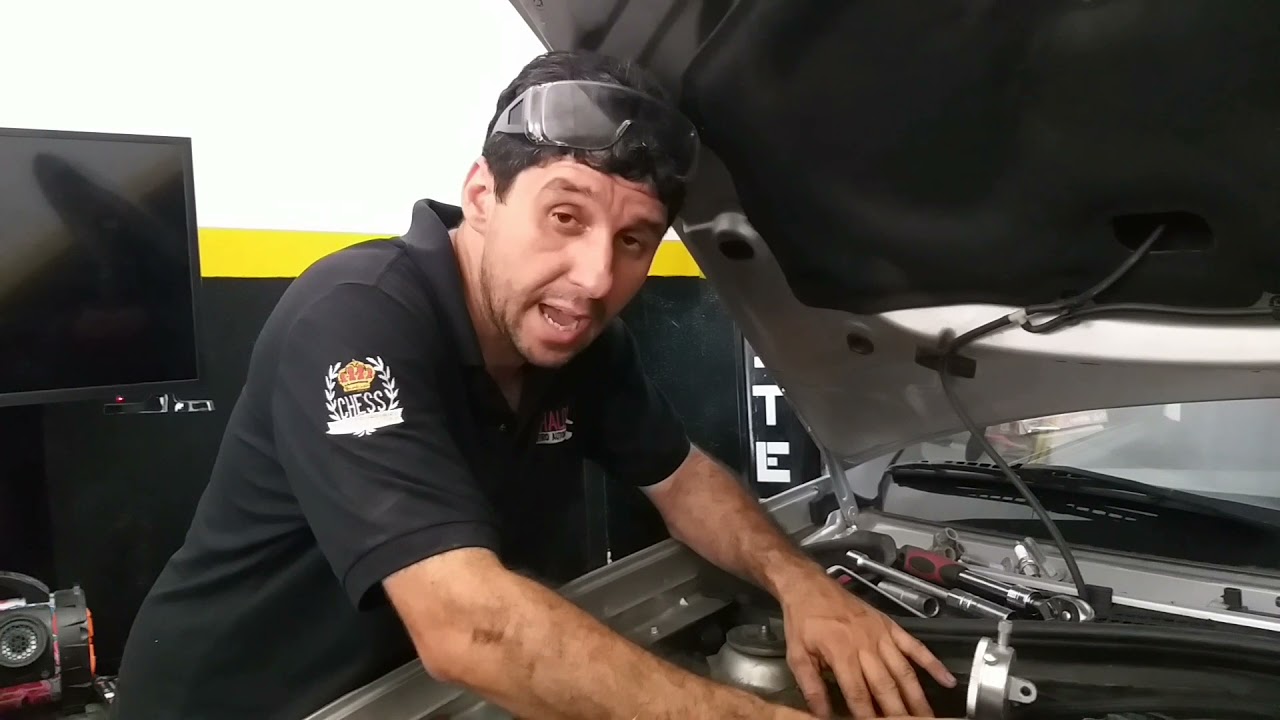 Renault Oroch  luz de injeção e multifunção acesa oque pode ser