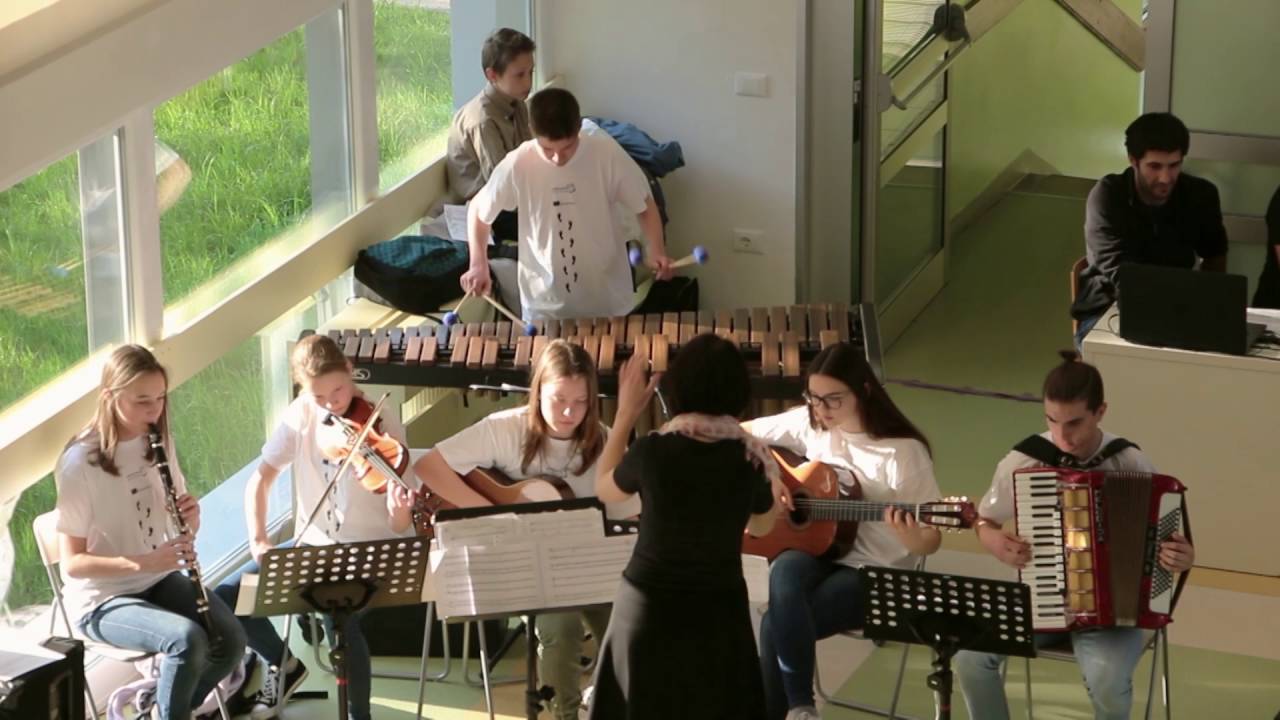 Shchedryk (M. Leontovych, priredba U. Ja&scaron;ovec)