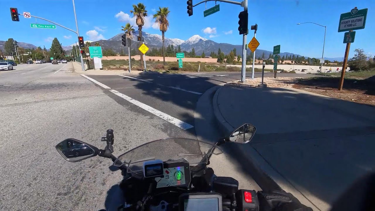 GSX-S1000 GX window shopping. 11-23-25