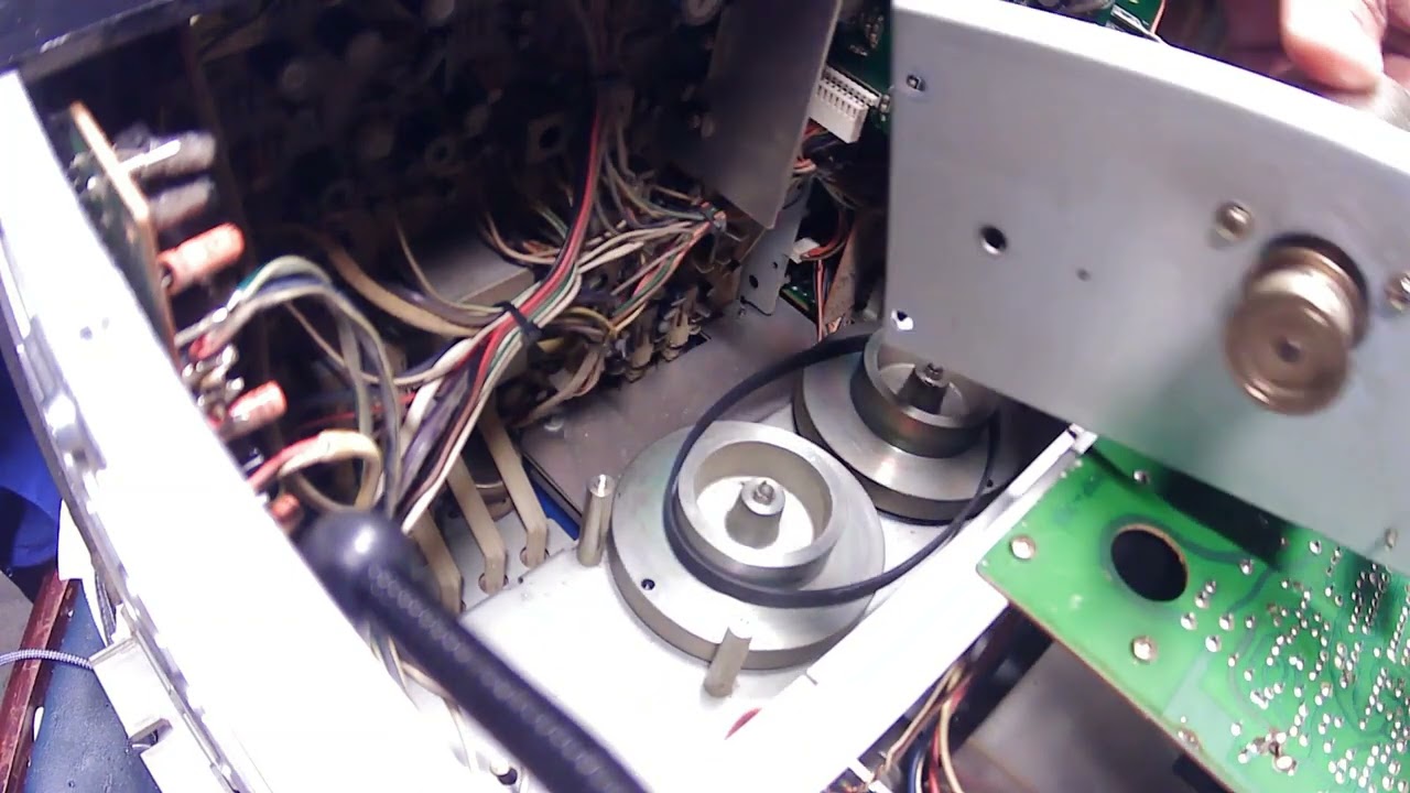 Pioneer RT 909 Reel to Reel Capstan Belt Installation