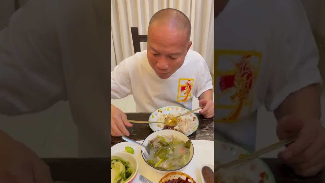 กินข้าวเด้อ น้ำพริกตาแดงครับ