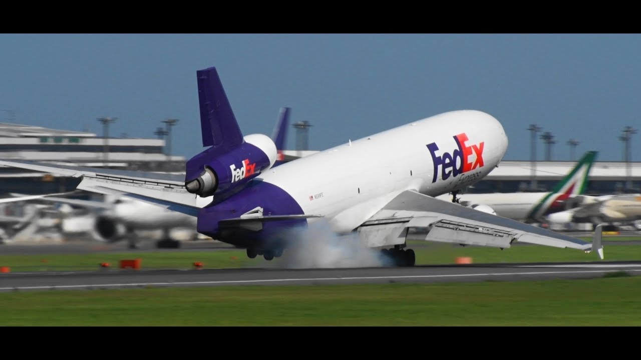 ✈✈プロの神業ゴーアラウンド!!二回バウンドの後ゴーアラウンド Go Around Heavy storm ウインドシア(windshear） Super Crosswind Narita