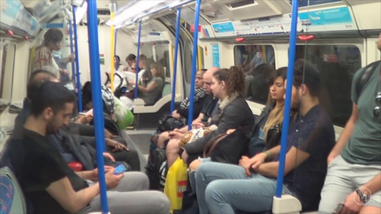 This Piccadilly Line Train Terminated at Wood Green