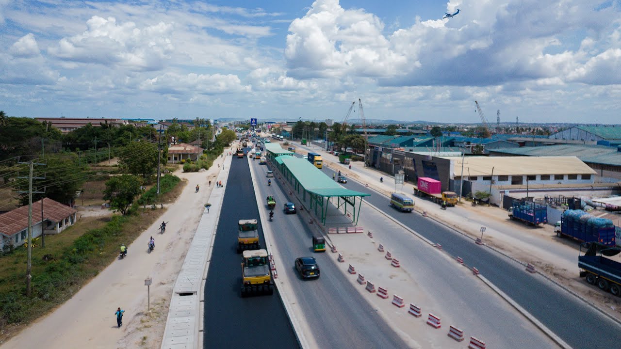 TANROADS YAELEZEA MIPANGO NA MIKAKATI YA KUKAMILISHA MRADI WA UJENZI WA BRT AWAMU YA TATU