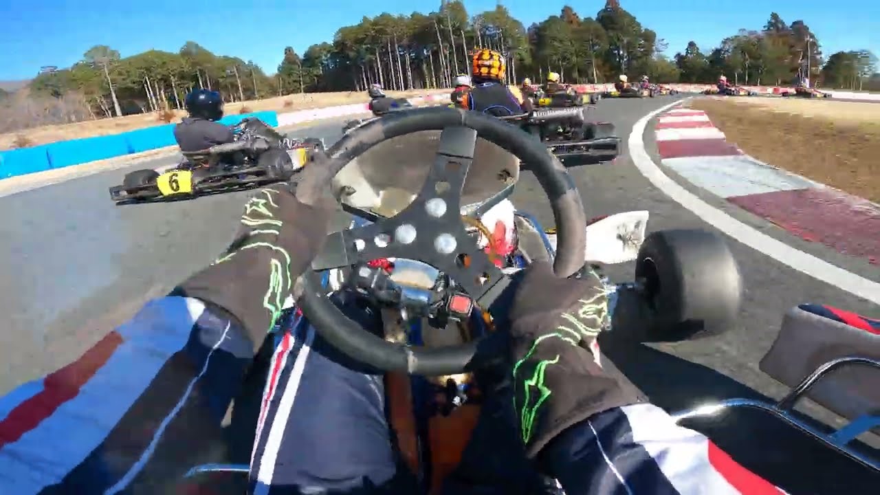 【FDRC2026新年会】ちょい荒れのスプリントレースB4 P9→P7（ファステスト）