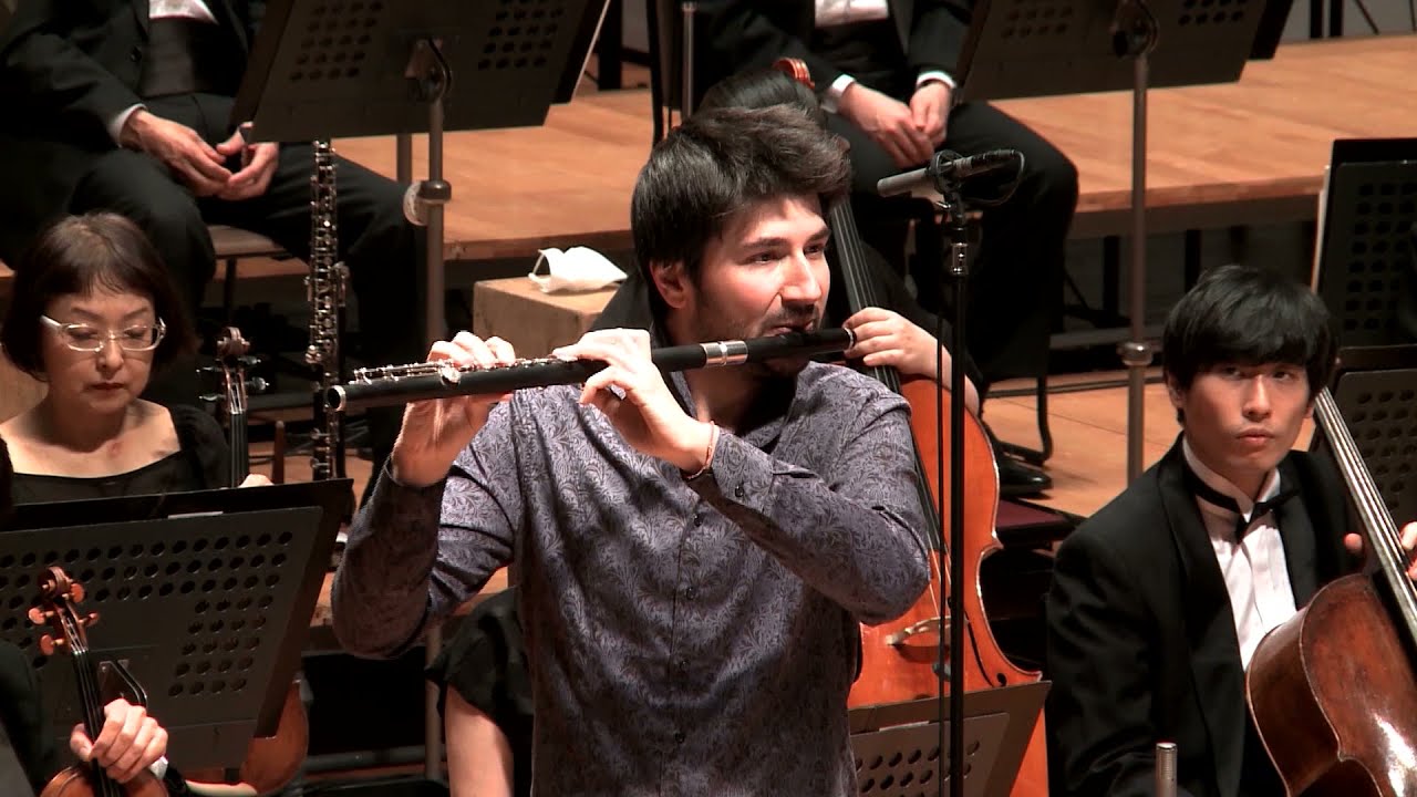 Bach &bull; Sarabande for solo flute / Tommaso Benciolini (Tokyo, 2021)