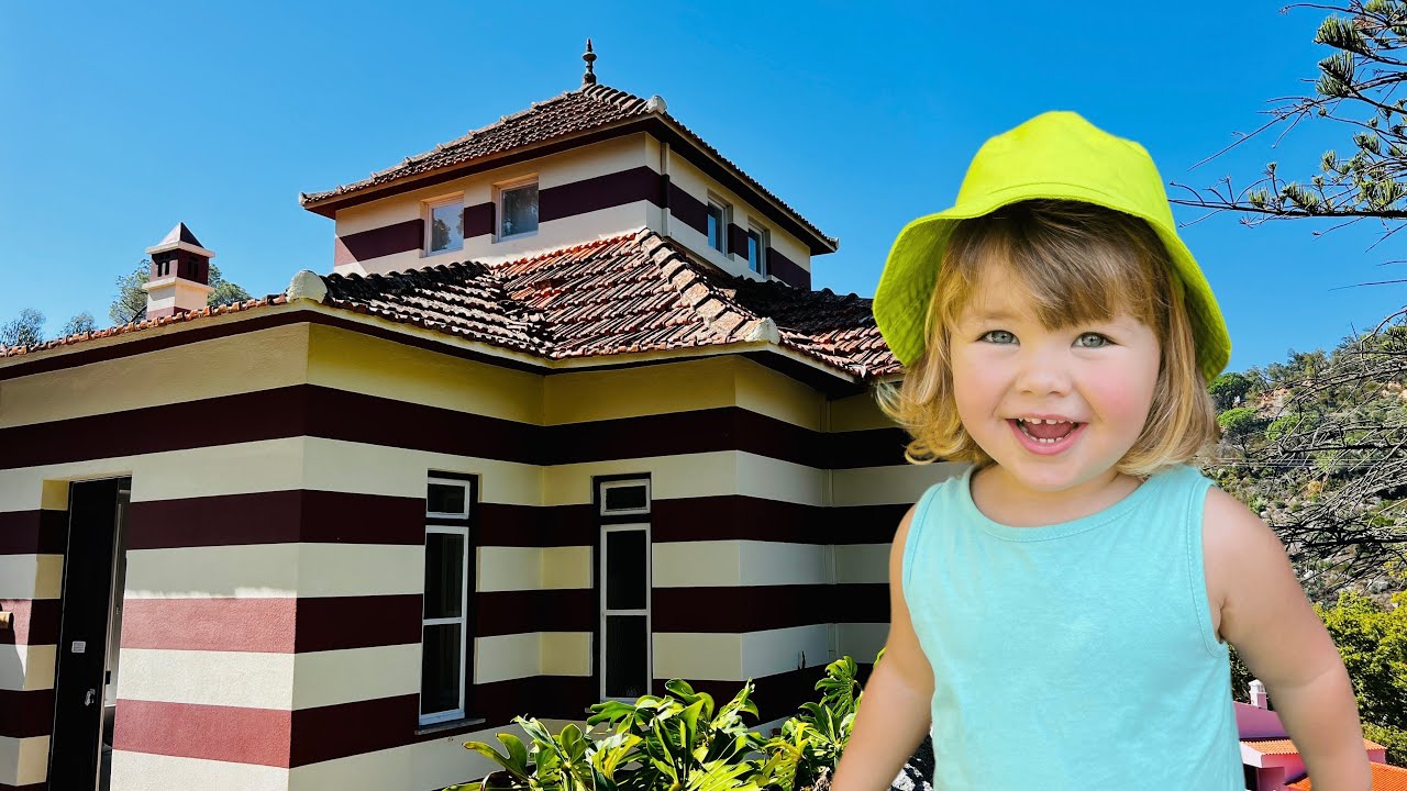 Vem pruttar? Bråk när familjen bor i ett randigt hus! Algarve VLOGG