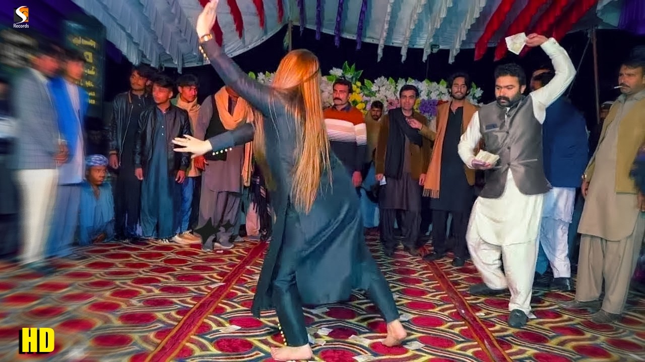 Rabab Tang Tang Tang, Chahat Baloch Hot Wedding Dance Performance, SGRecords 2022